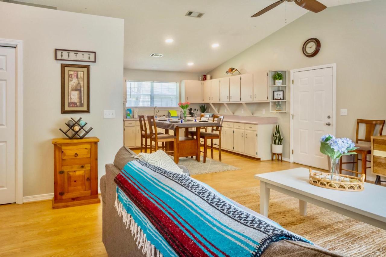 Life'S A Breeze! Updated 3B Home 10 Min To Beach! Gulf Breeze Exteriér fotografie