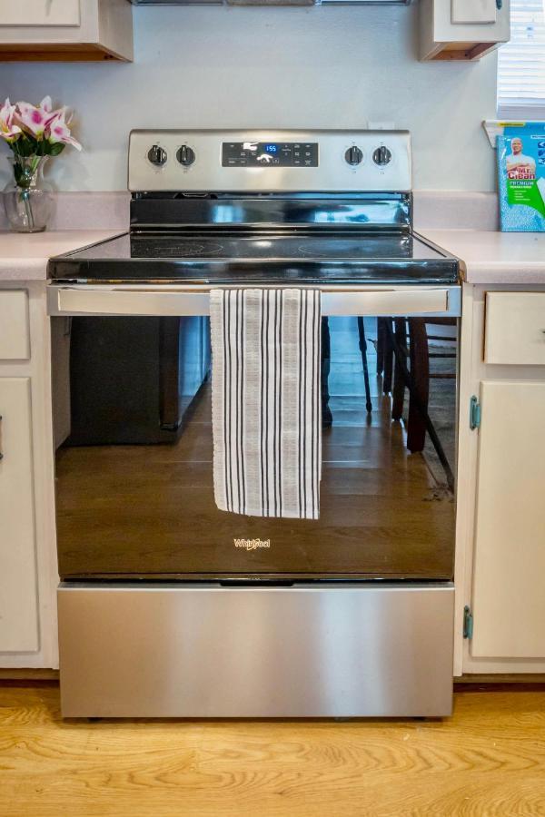 Life'S A Breeze! Updated 3B Home 10 Min To Beach! Gulf Breeze Exteriér fotografie