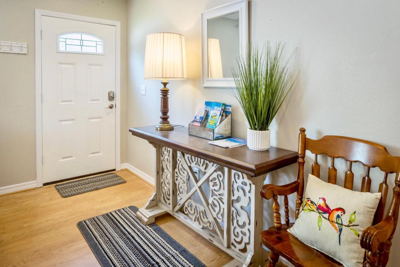 Life'S A Breeze! Updated 3B Home 10 Min To Beach! Gulf Breeze Exteriér fotografie
